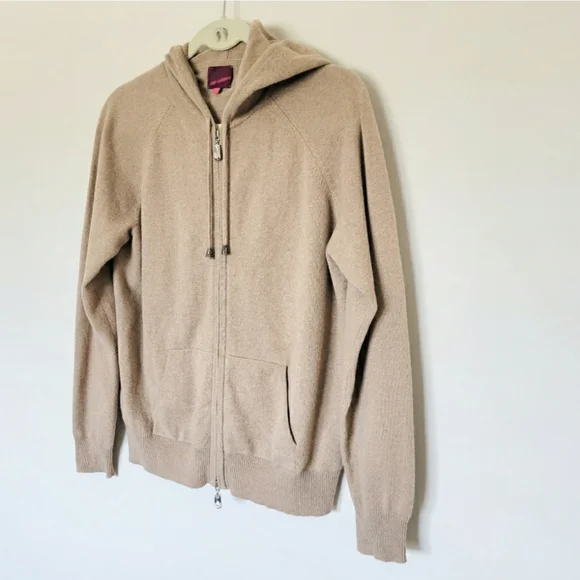 🌟SEE NEW LISTING🌟 🐪 "The State" Cashmere Hoodie in Camel - Picture 10 of 12